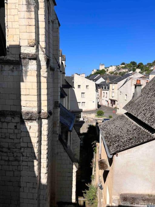 La Tour De L Horloge, Appt Typique A 500M Du Chateau Σινόν Εξωτερικό φωτογραφία